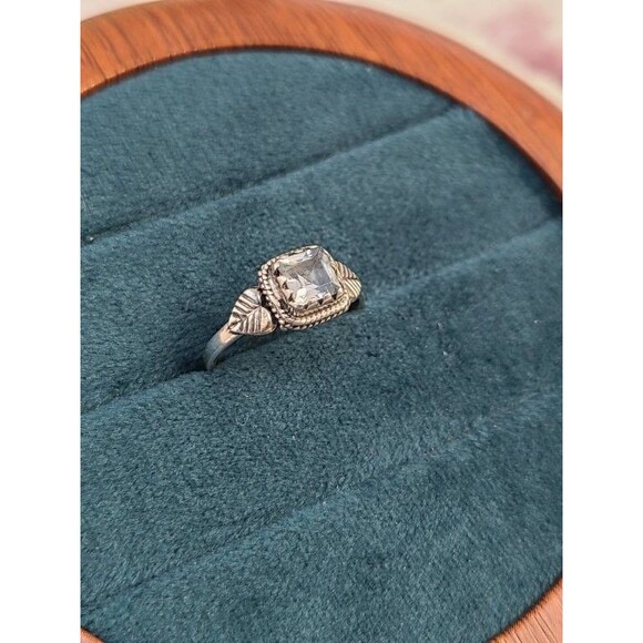 Sterling Silver Blue Topaz Ring 925 Size 5.5 Square Cut Vintage Leaf Band Gift - Picture 2 of 7